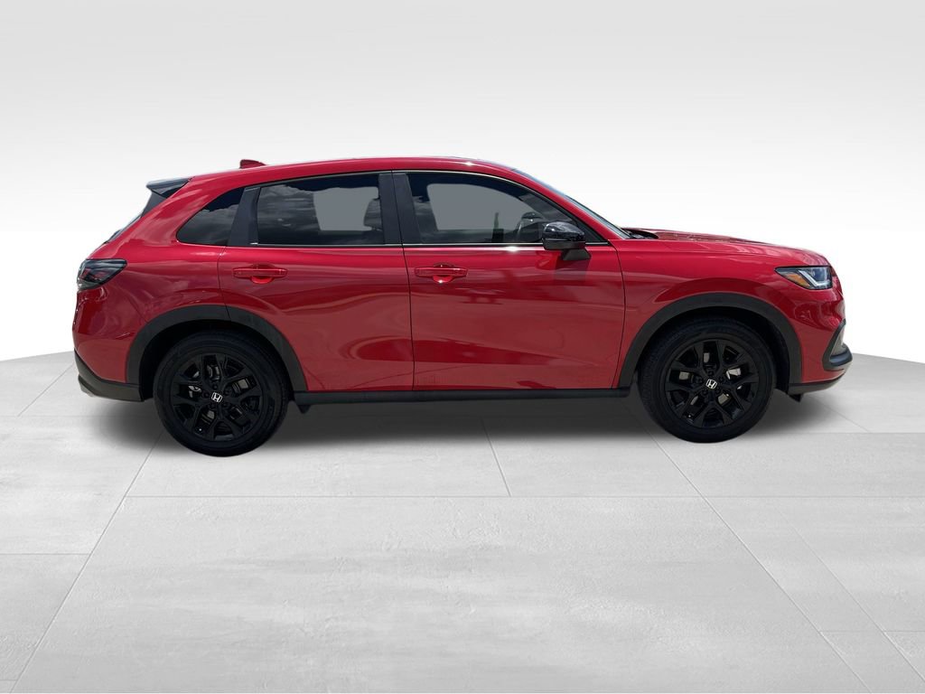 2025 Honda HR-V Sport photo 2