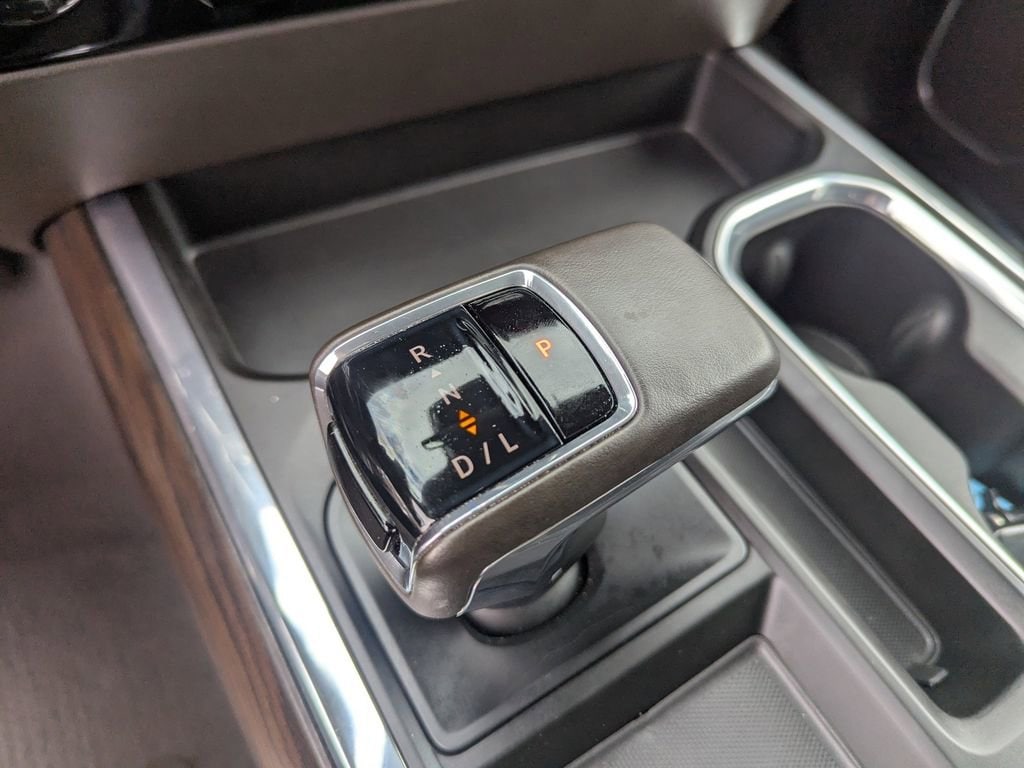 2023 GMC Sierra 1500 SLT - Photo 24