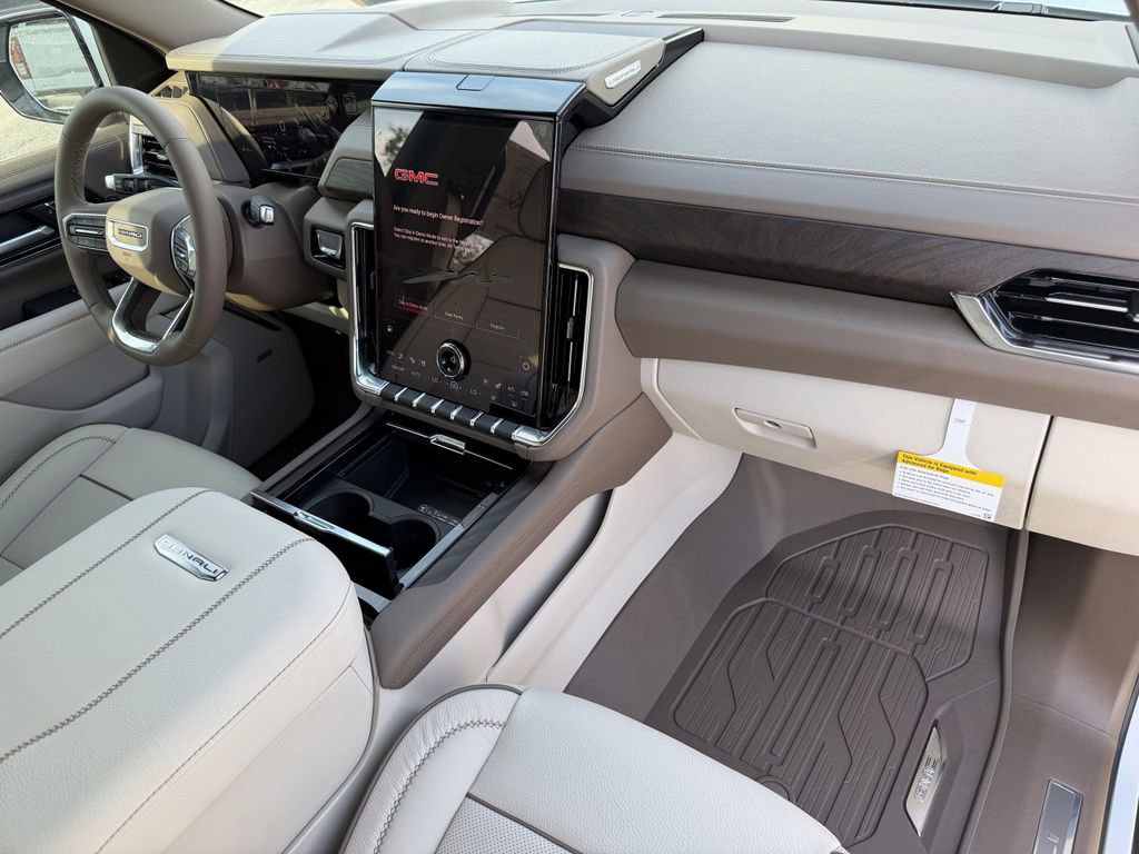 2026 GMC Yukon XL Denali - Photo 13