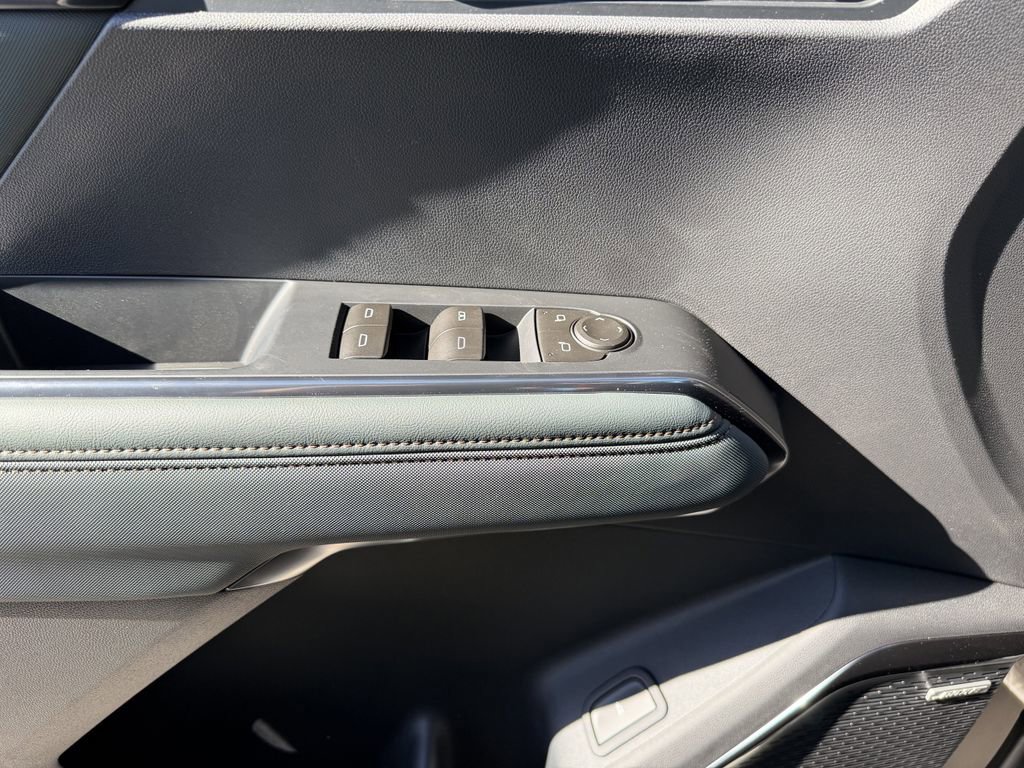 2026 GMC Acadia AT4 - Photo 23
