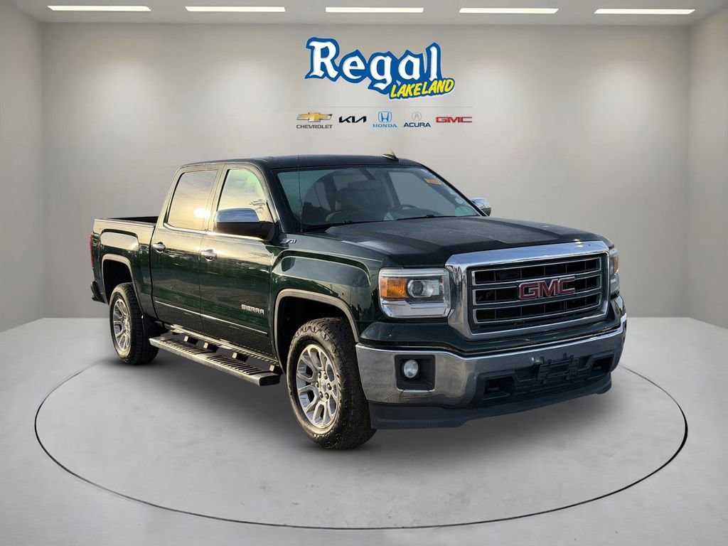 2015 GMC Sierra 2WD Crew Cab SLE SWB's photo