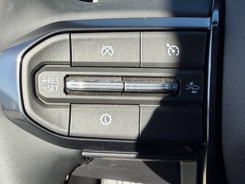 2026 GMC Acadia AT4 - Photo 27