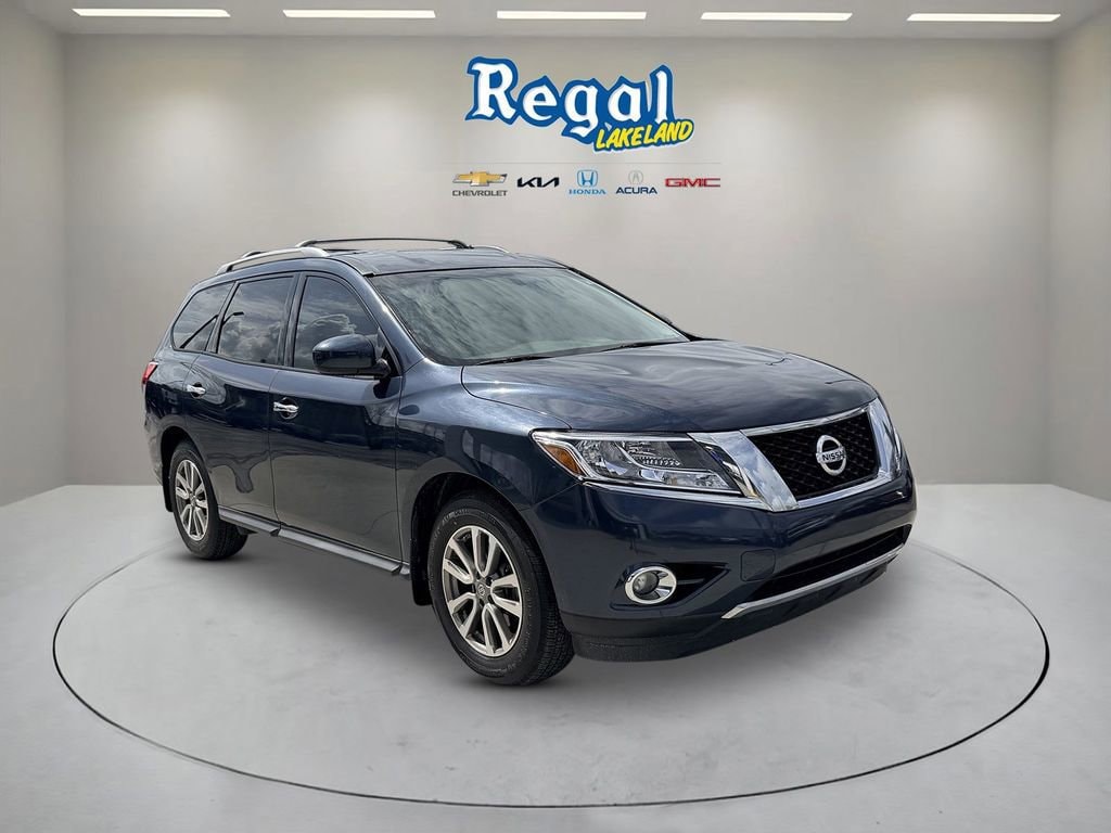 2015 Nissan Pathfinder SV