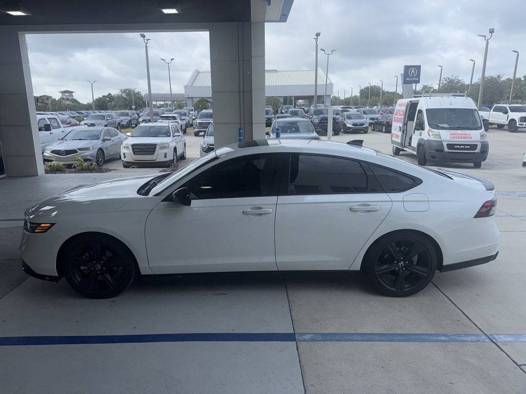 2025 Honda Accord Hybrid Sport-L's photo