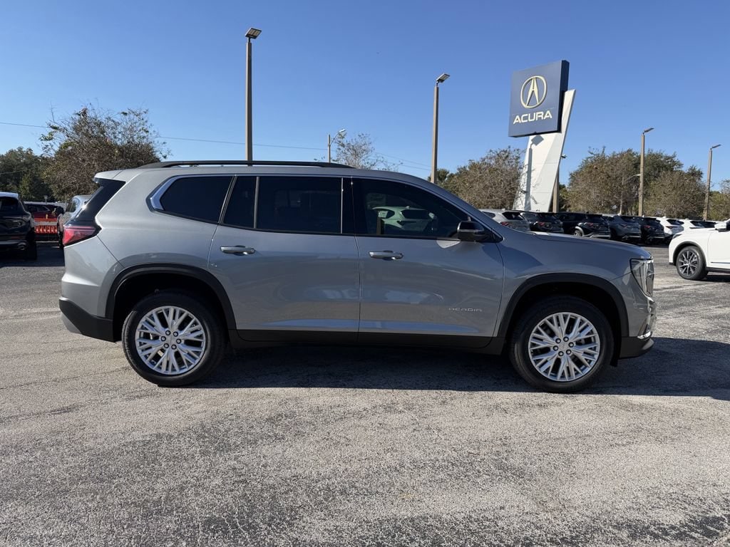 2026 GMC Acadia Elevation - Photo 3