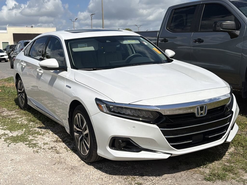 2022 Honda Accord Hybrid EX-L's photo
