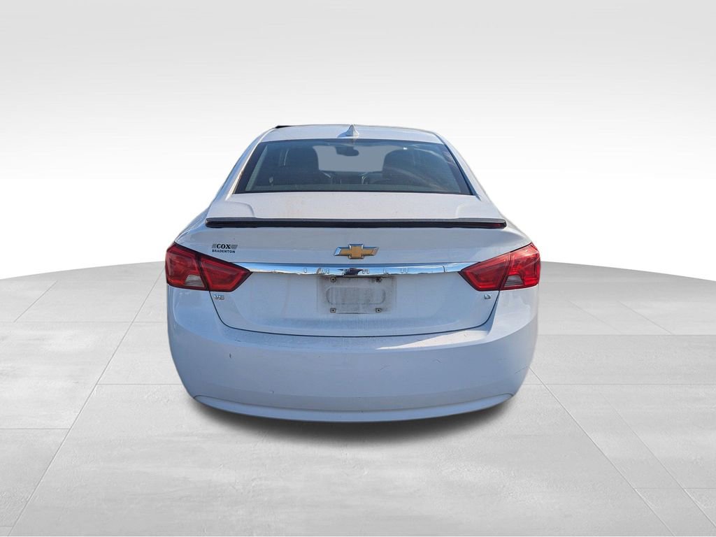 2018 Chevrolet Impala 1LT photo 3