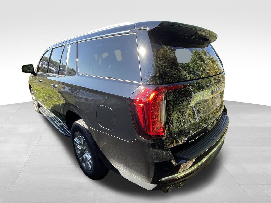 2023 Gmc Yukon XL Denali photo 2