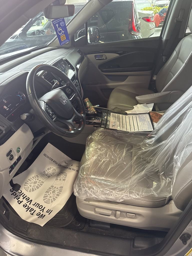 2019 Honda Pilot Touring photo 4