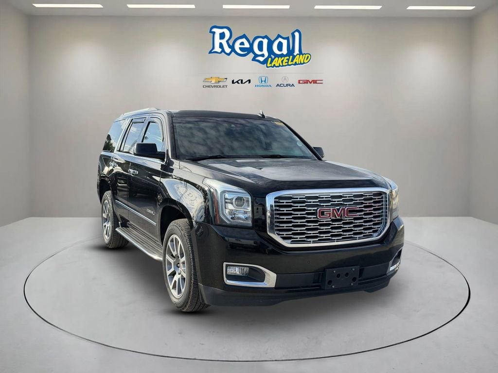 2018 GMC Yukon 4WD Denali's photo