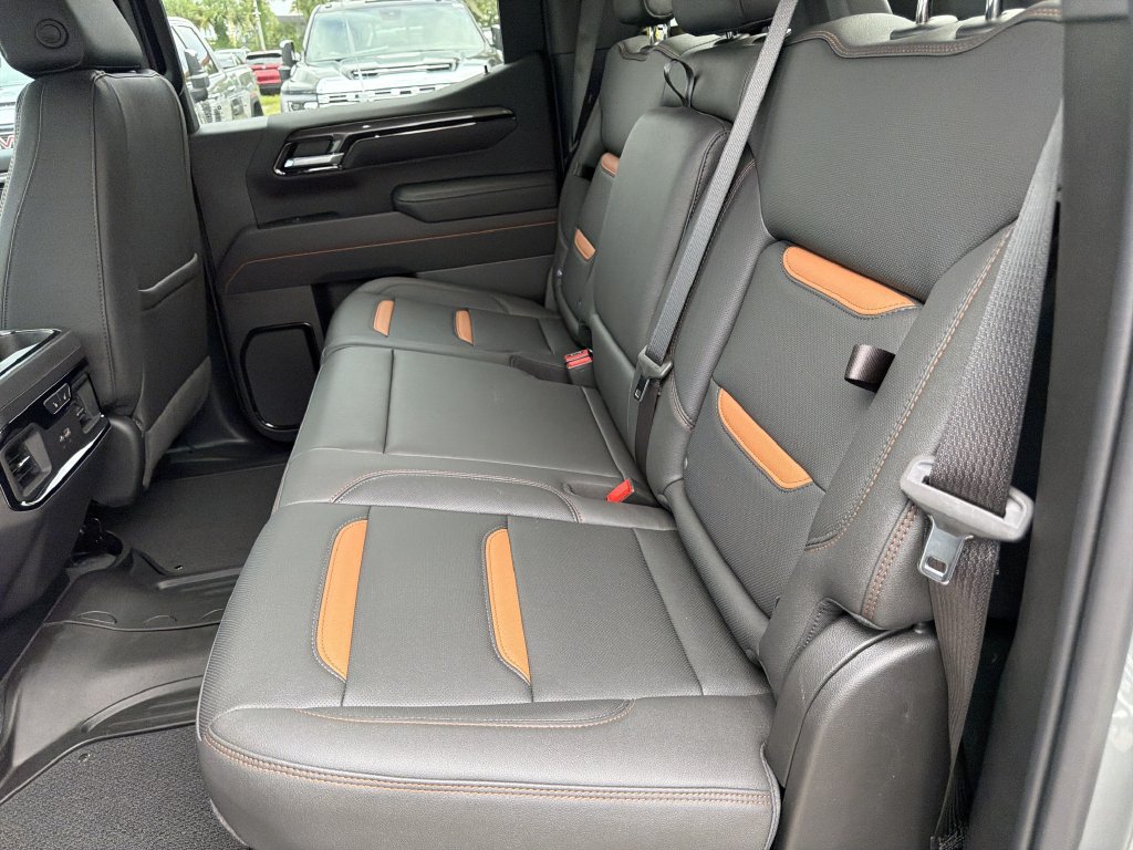 2026 GMC Sierra 1500 AT4 - Photo 17
