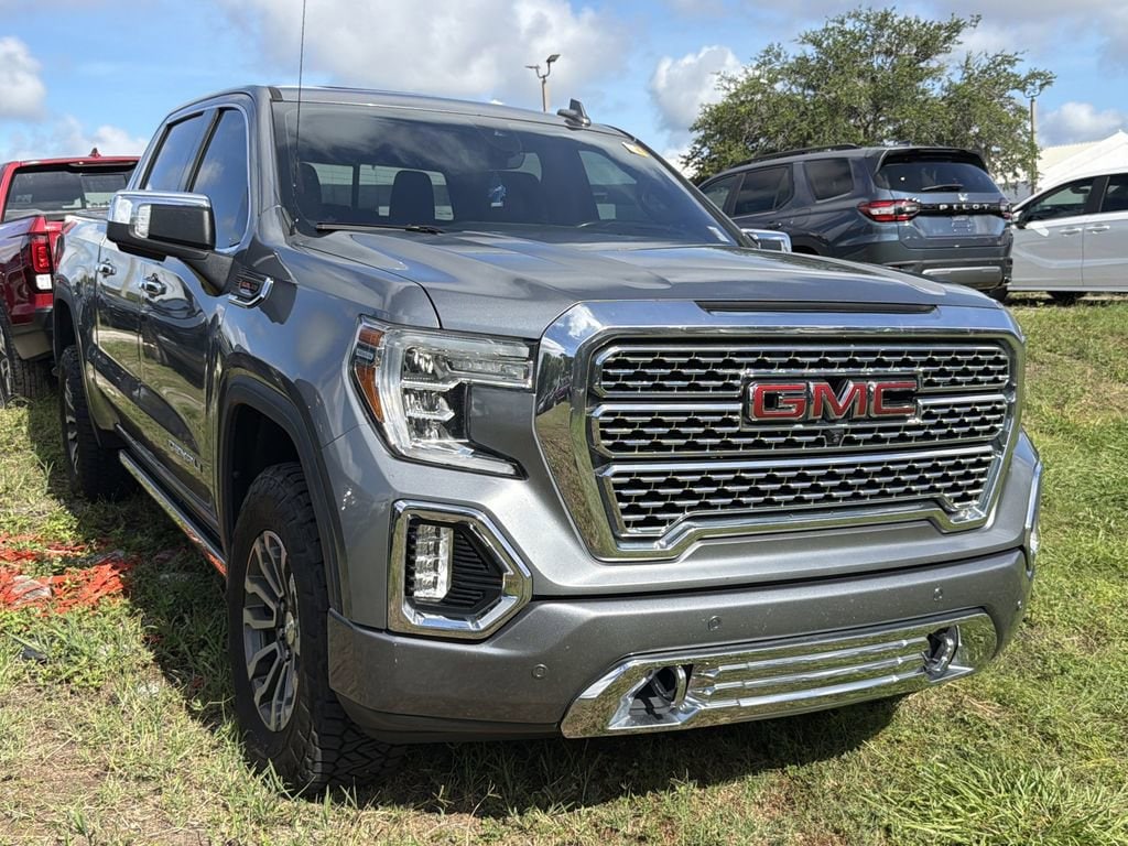 2021 GMC Sierra 4WD Crew Cab Short Box Denali's photo