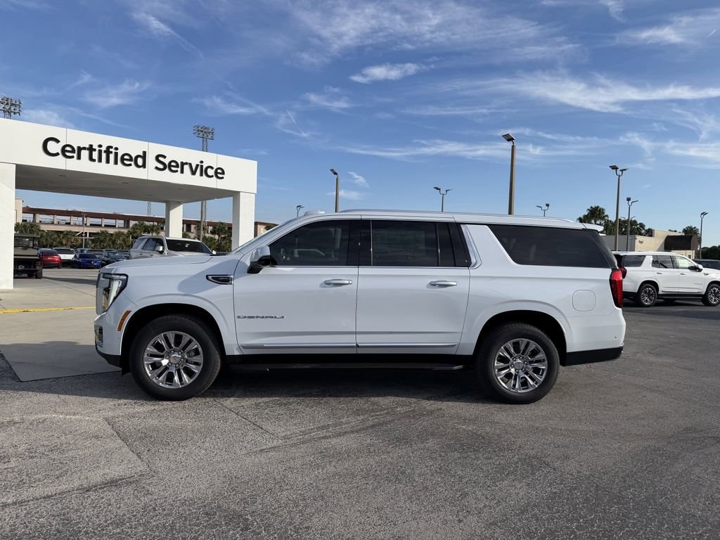 2026 GMC Yukon XL Denali - Photo 7