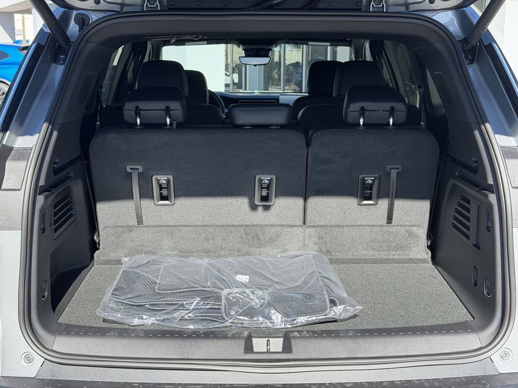 2026 GMC Acadia Elevation - Photo 12