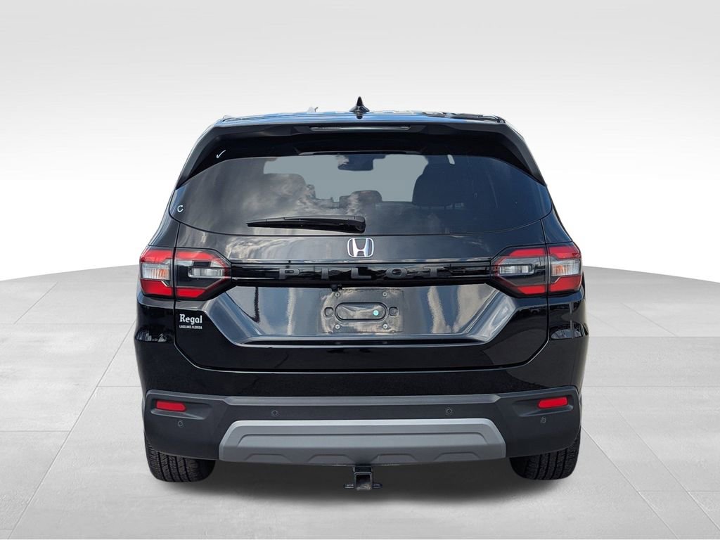 2024 Honda Pilot EX-L photo 2