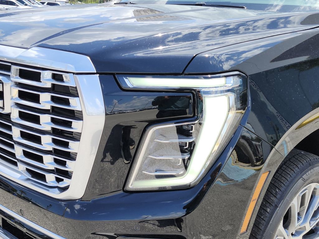 2026 GMC Yukon XL Denali - Photo 8