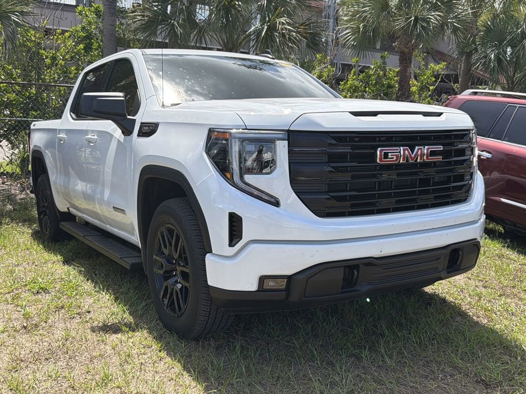 2024 GMC Sierra 4WD Crew Cab Standard Box Elevation's photo