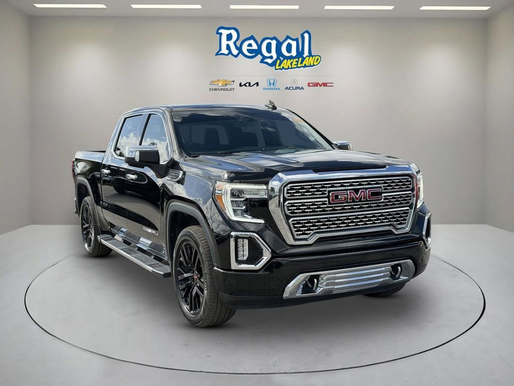 2021 GMC Sierra 4WD Crew Cab Short Box Denali's photo
