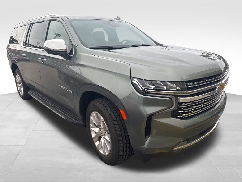 2023 Chevrolet Suburban Premier photo 3