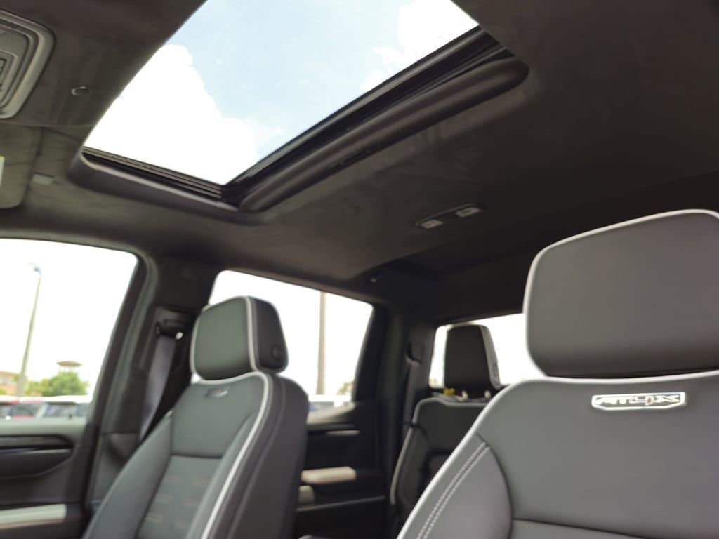 2026 GMC Sierra 1500 AT4X - Photo 23