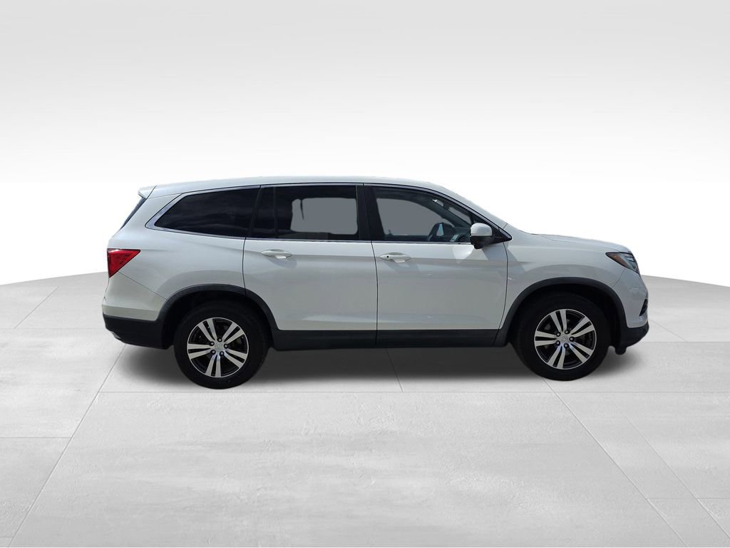 2017 Honda Pilot EX-L photo 3