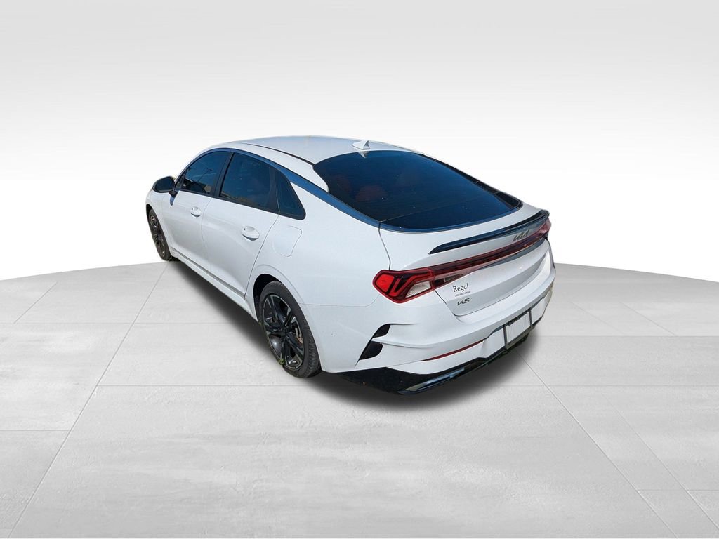 2024 Kia K5 GT-Line photo 3