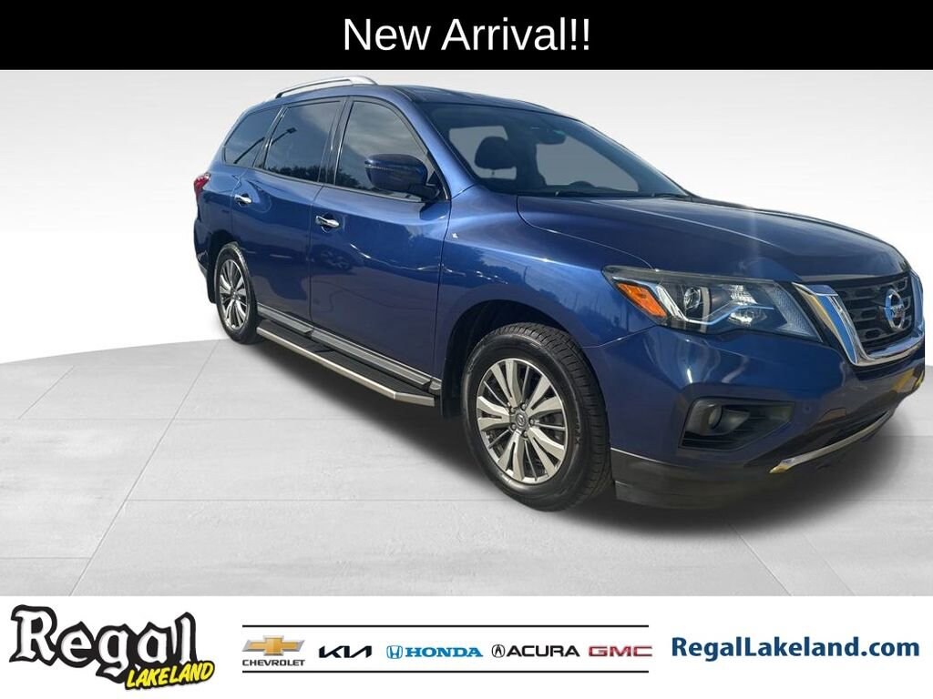 Used 2018 Nissan Pathfinder SV SUV