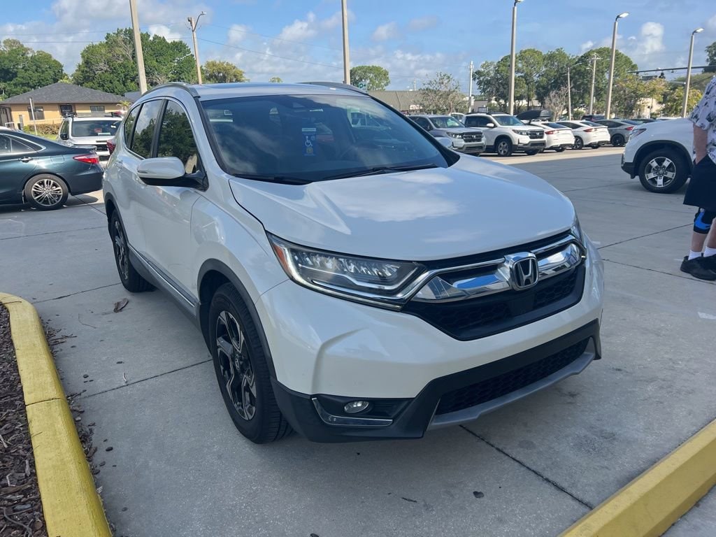 2018 Honda CR-V Touring 2WD's photo