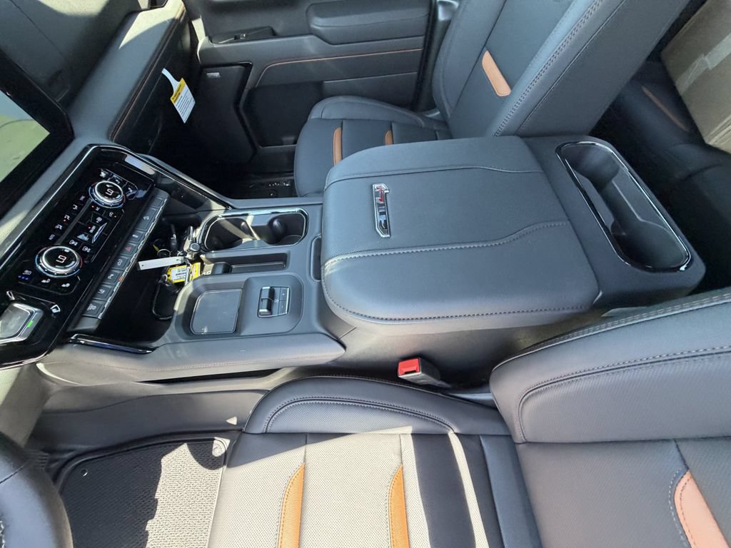 2026 GMC Sierra 2500HD AT4 - Photo 18