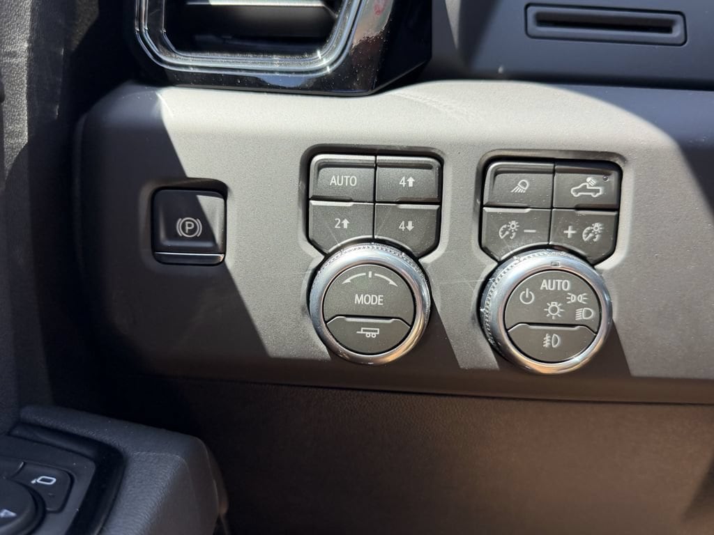 2026 GMC Sierra 2500HD AT4 - Photo 26