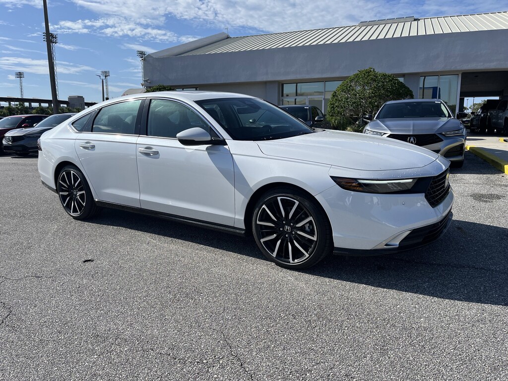 New 2025 Honda Accord Hybrid Touring Sedan