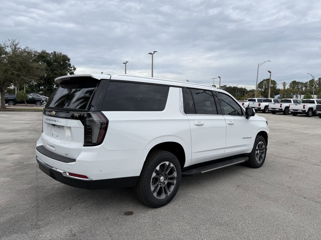 New 2026 Chevrolet Suburban LT SUV