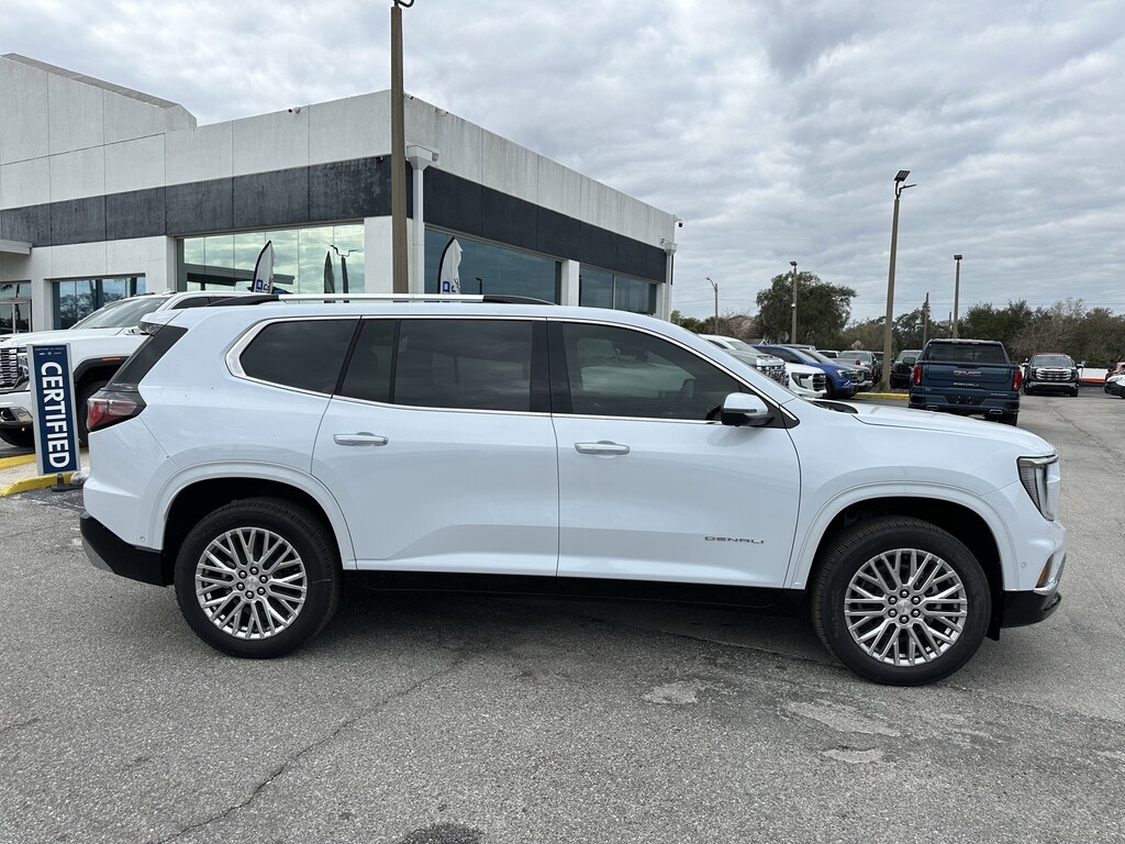 New 2026 GMC Acadia Denali SUV