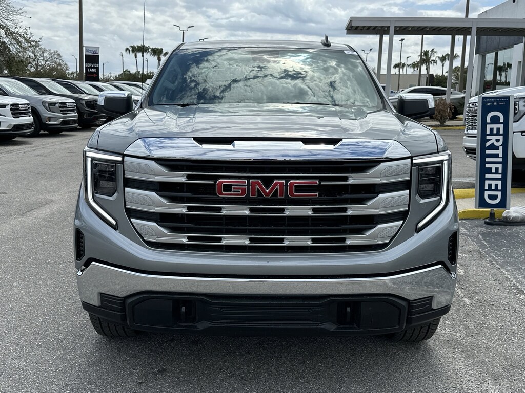 New 2026 GMC Sierra 1500 SLE Truck Crew Cab