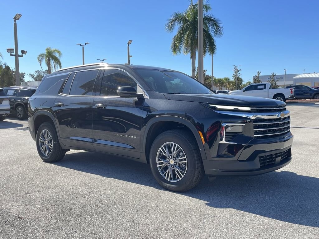 New 2026 Chevrolet Traverse LT SUV