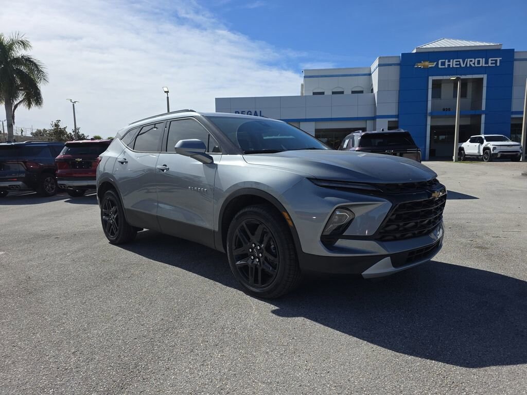 New 2025 Chevrolet Blazer LT w/2LT SUV