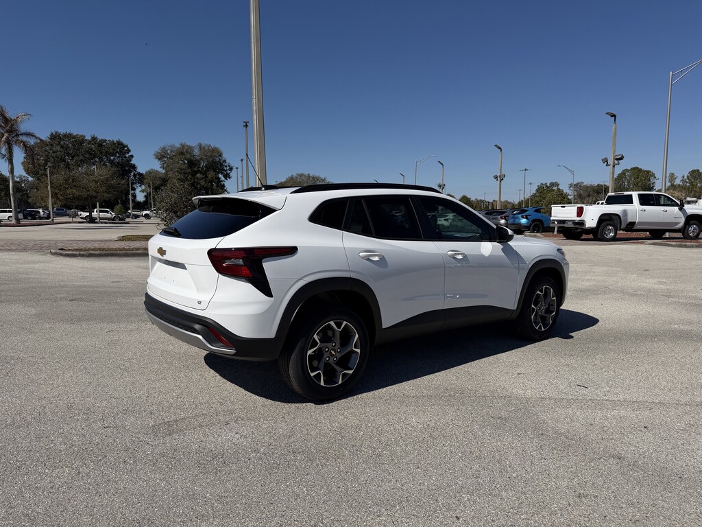 New 2026 Chevrolet Trax LT SUV