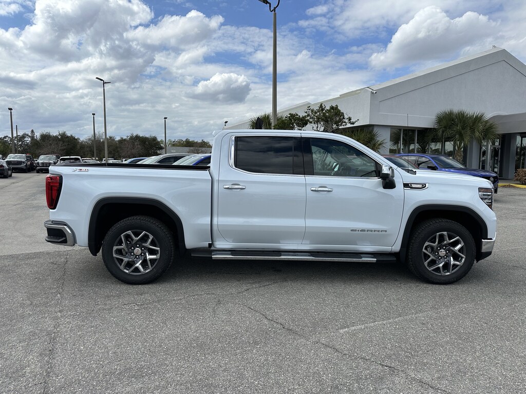 New 2026 GMC Sierra 1500 SLT Truck Crew Cab