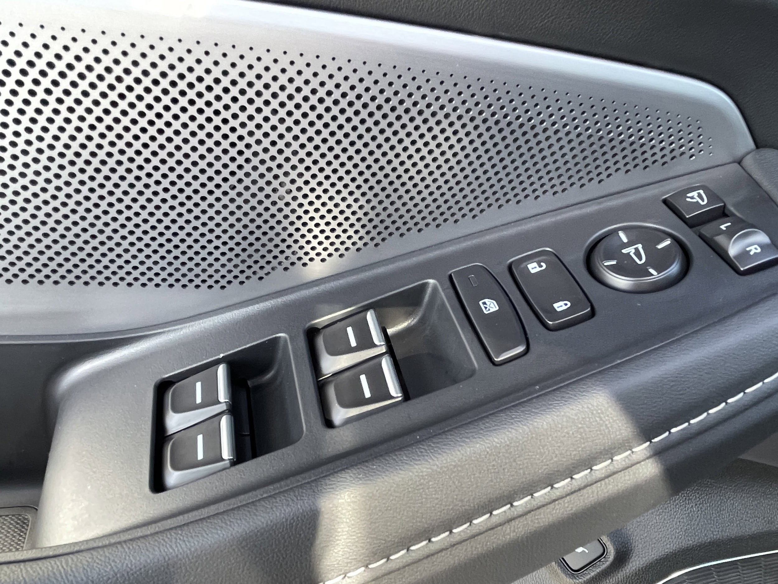 2026 Acura MDX Technology Package - Photo 17