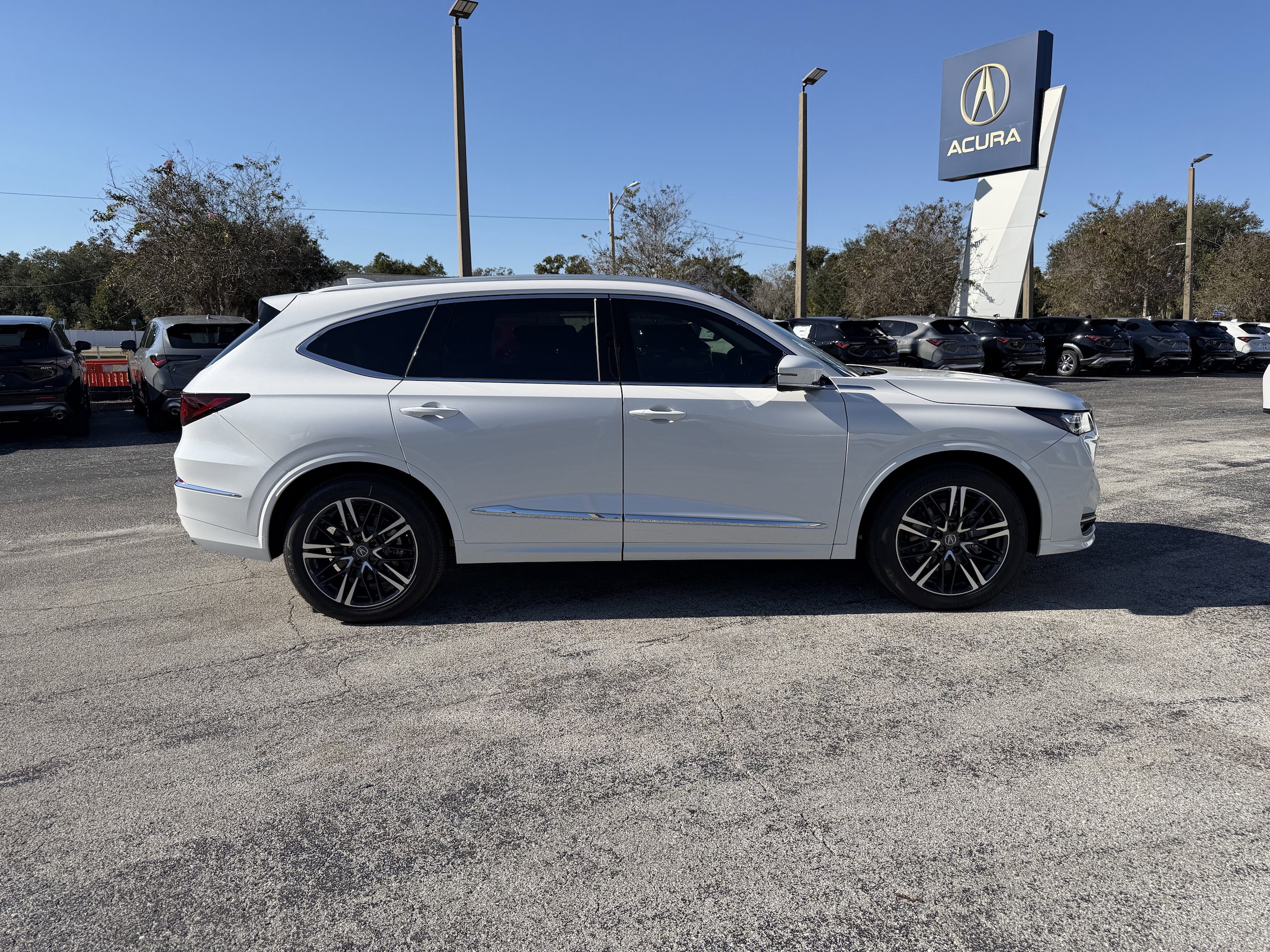 2026 Acura MDX Advance Package's photo