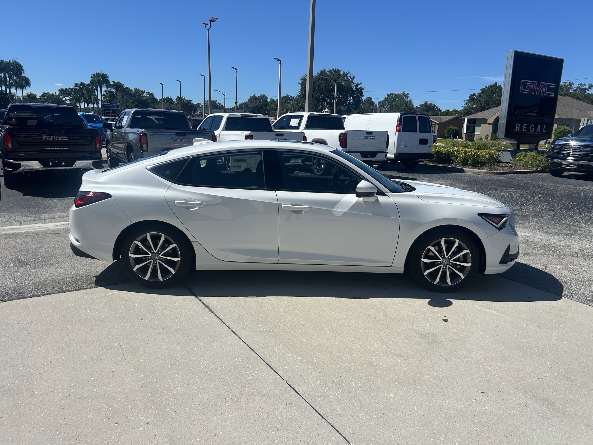 2026 Acura Integra Base photo 2