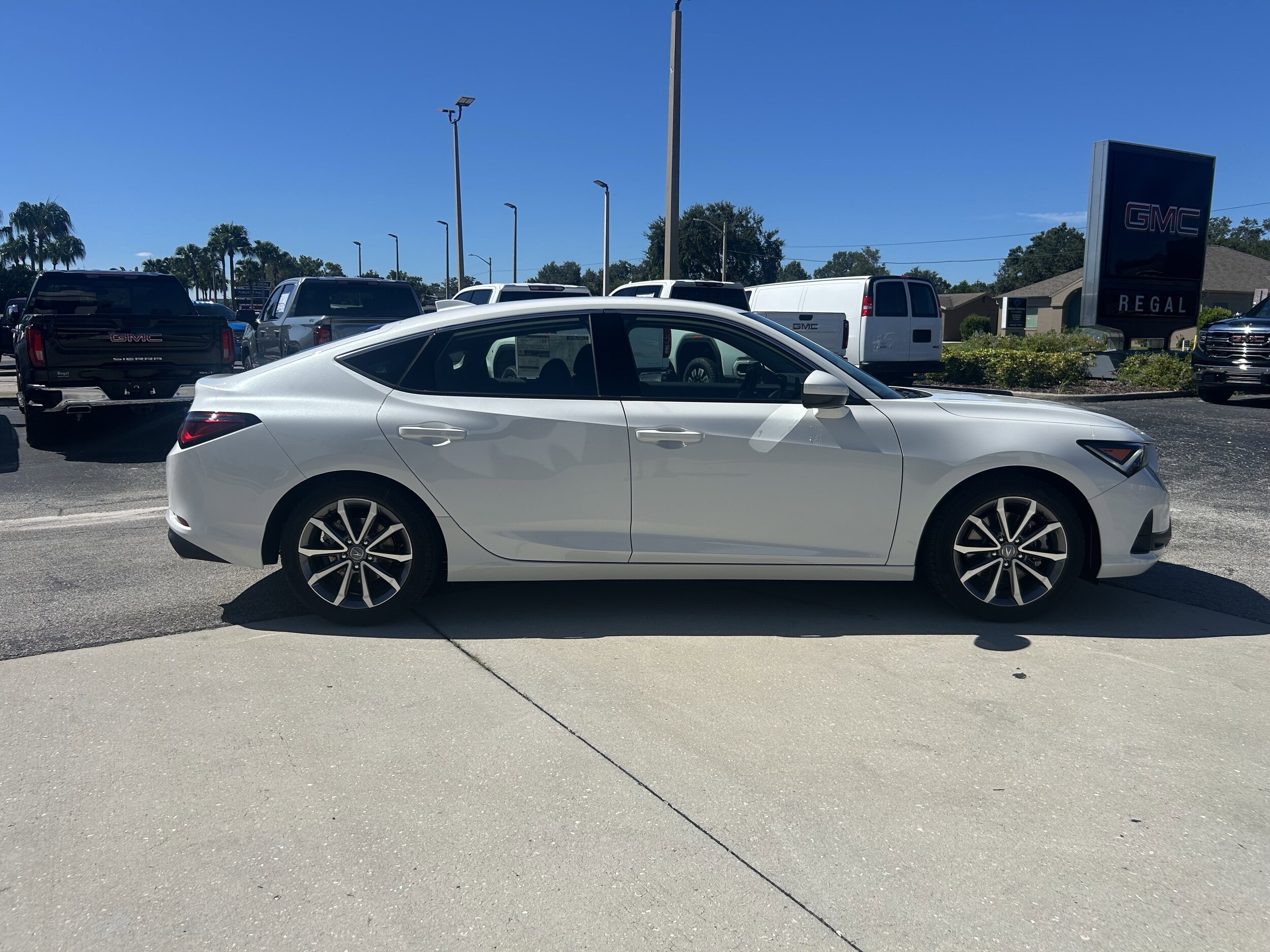 2026 Acura Integra Base photo 3