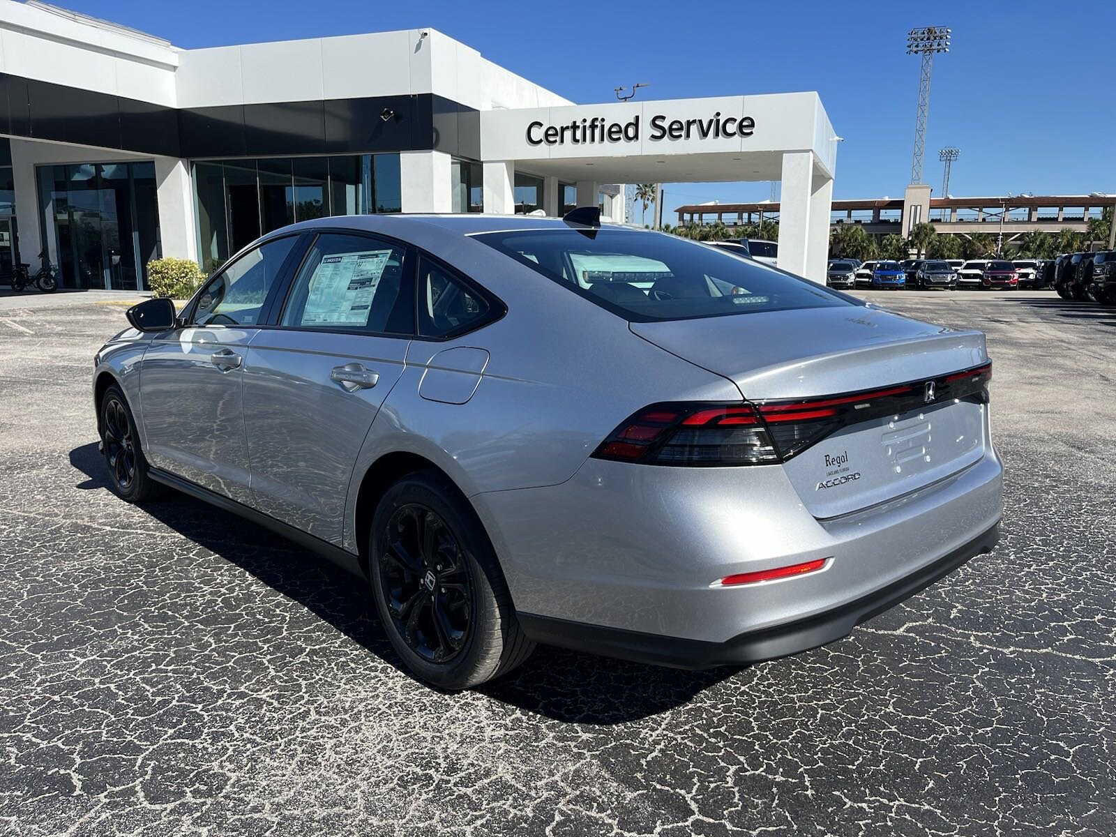 2025 Honda Accord SE photo 4