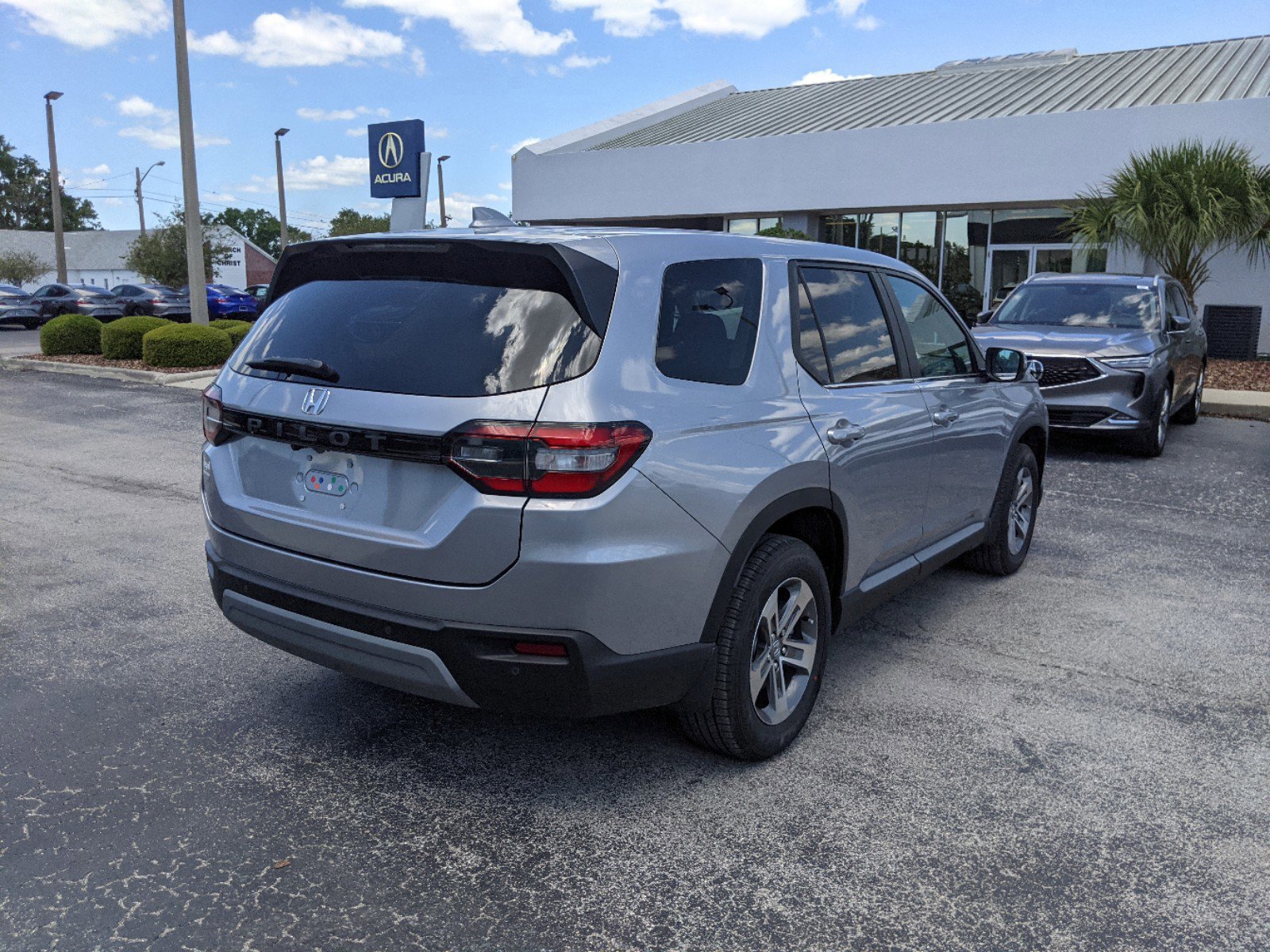2025 Honda Pilot EX-L photo 2