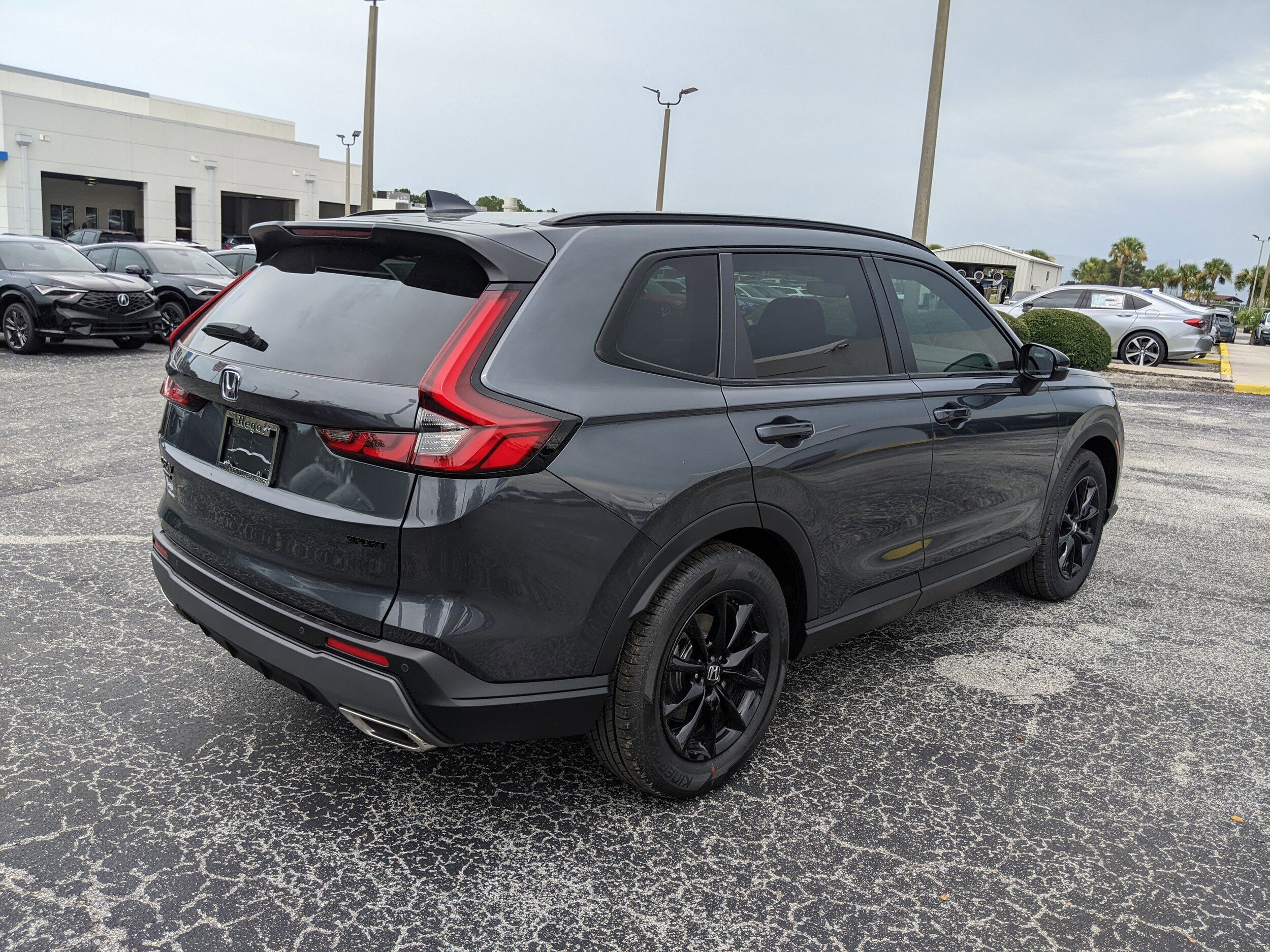 2026 Honda CR-V Hybrid Sport-L photo 3