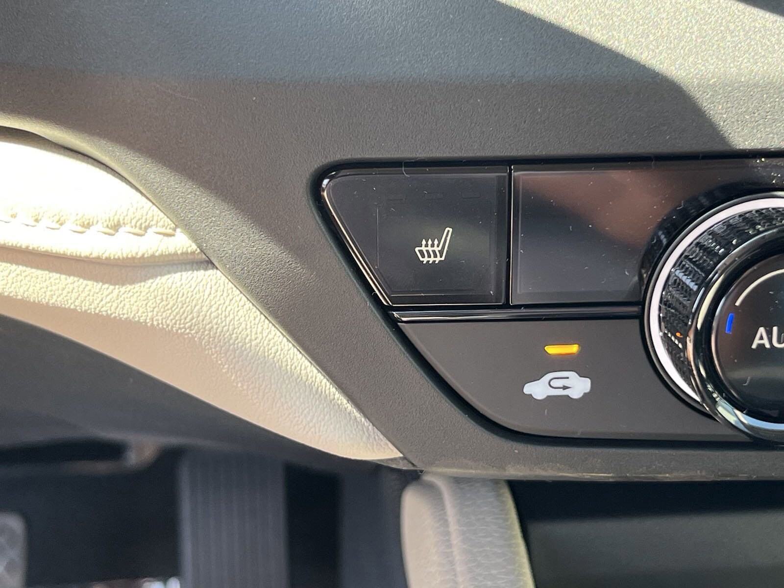 2025 Honda Accord SE - Photo 14
