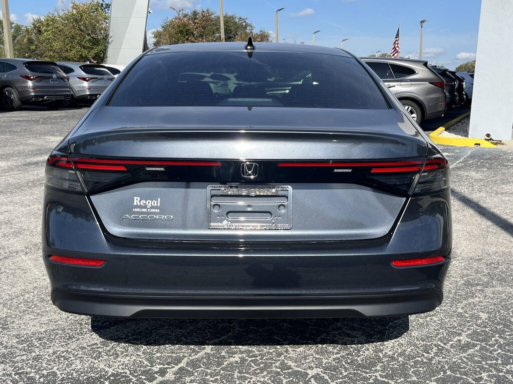 New 2025 Honda Accord SE Sedan