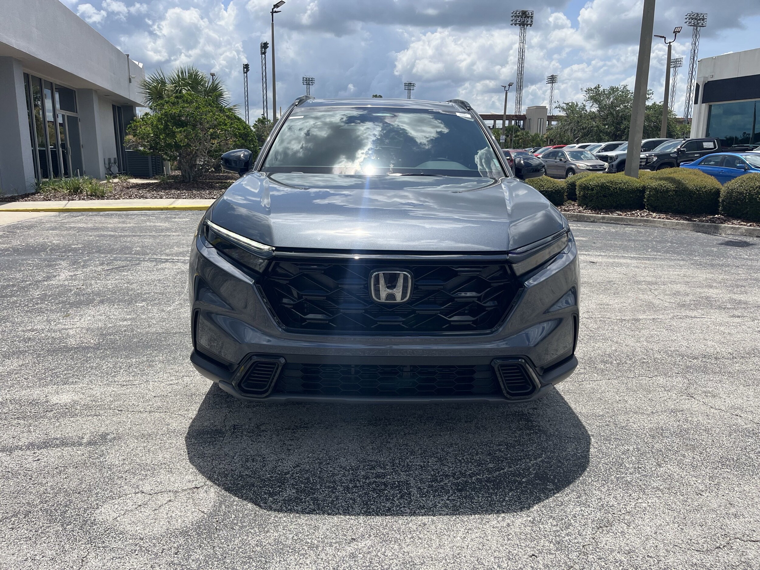 2026 Honda CR-V Hybrid Sport photo 3