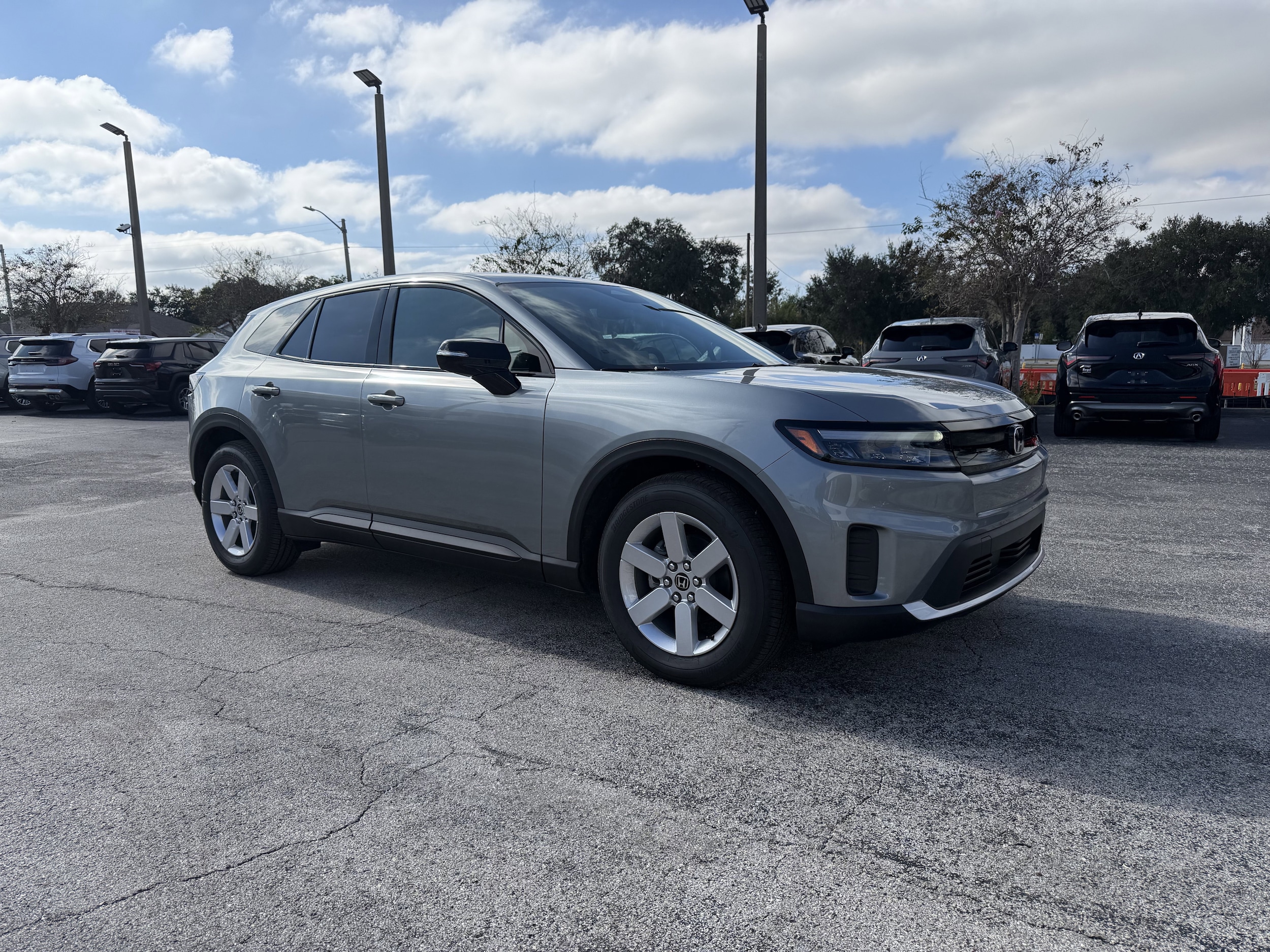 2025 Honda Prologue EX's photo