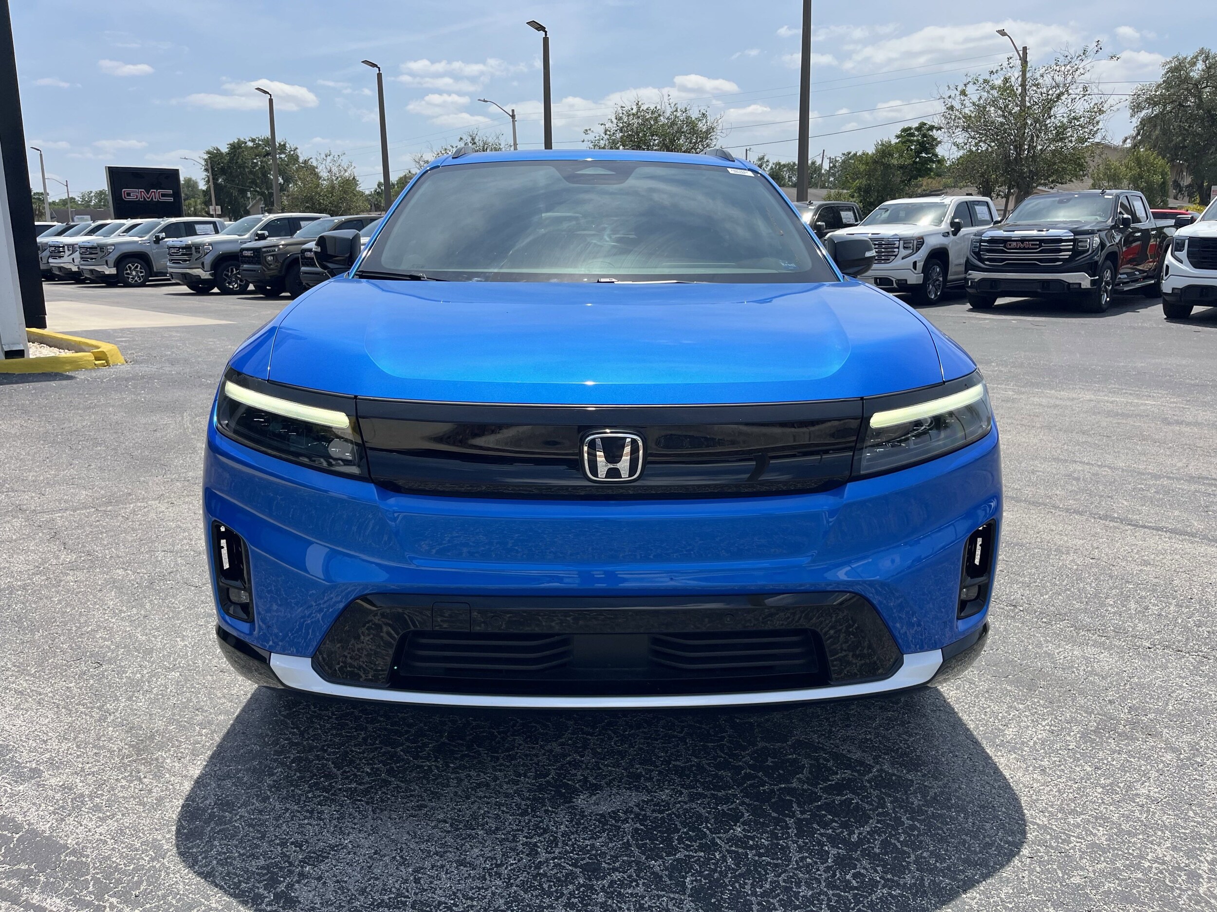 2024 Honda Prologue Touring photo 2